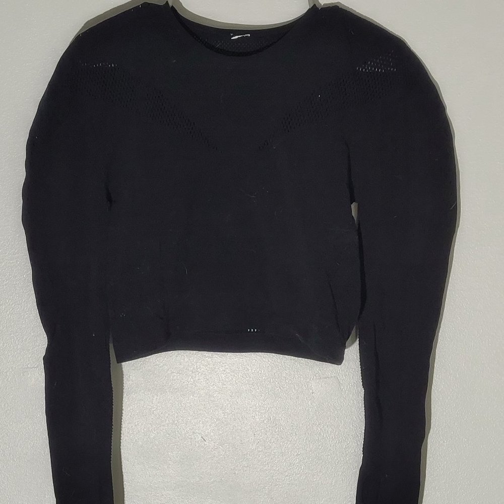 Fabletics Cropped Long Sleeve